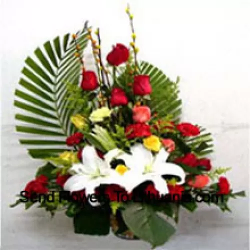 Mand met diverse bloemen, waaronder lelies, rozen en anjers